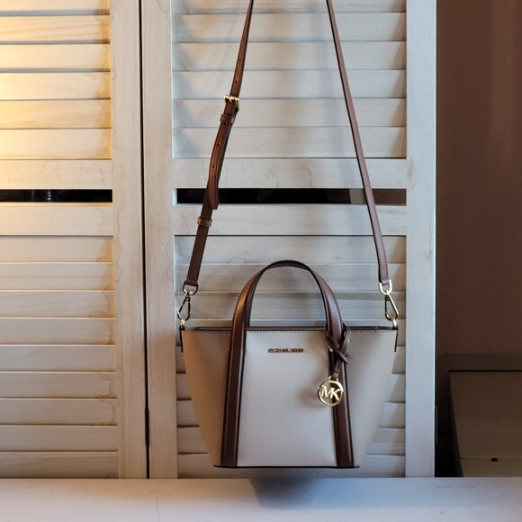 $119 NWT MICHAEL MICHAEL KORS Small Color-Block Tote Bag - Picture 4 of 8